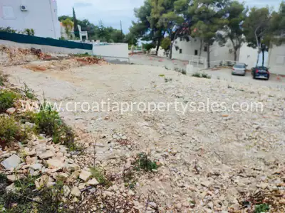 Baugrundstück 495 m², Otok Brač - 40 m vom Meer - 8