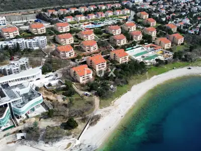 NOVI VINODOLSKI - 77 m² apartment in an exclusive resort, first row to the sea - 4