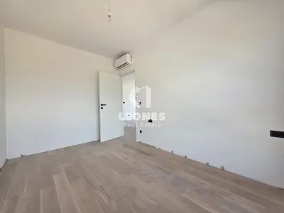 Zwei-Zimmer-Wohnung mit Aufzug und Garagenstellplatz in Umag - 10