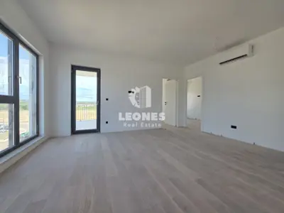 Zwei-Zimmer-Wohnung mit Aufzug und Garagenstellplatz in Umag - 2
