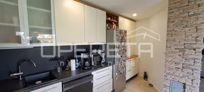 Elegantes Haus umgeben von Grün - vollständig möbliert und bezugsfertig - 8