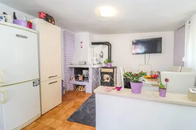 House 60 m², Šišan - quiet location near beaches - 5