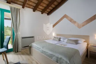 Resort in Motovun, 9.427 m² Grundstück und Pool - 8