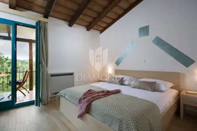 Resort in Motovun, 9.427 m² Grundstück und Pool - 11