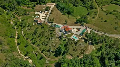 Resort in Motovun, 9.427 m² Grundstück und Pool - 2