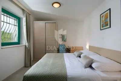 Resort in Motovun, 9.427 m² Grundstück und Pool - 9