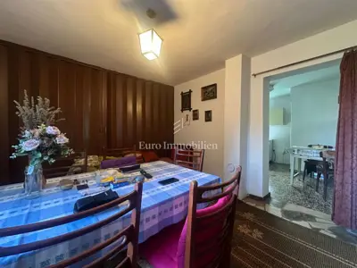 Brist, Samostojeća kuća drugi red od mora - 3