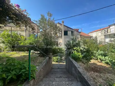 Brist, Samostojeća kuća drugi red od mora - 19