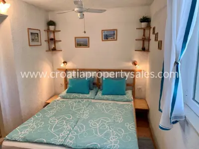 Apartmanska kuća, Hvar - pogled na more i bazen - 22