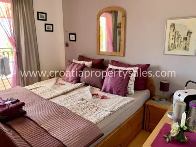Apartmanska kuća, Hvar - pogled na more i bazen - 21