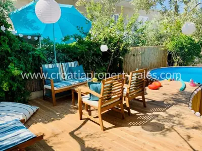 Apartmanska kuća, Hvar - pogled na more i bazen - 3