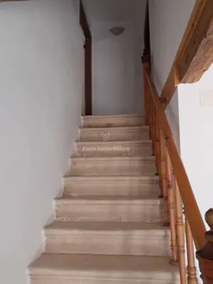 Kuća 250 m², Marčana - dvije stambene jedinice - 16