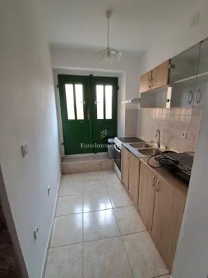 Kuća 250 m², Marčana - dvije stambene jedinice - 7