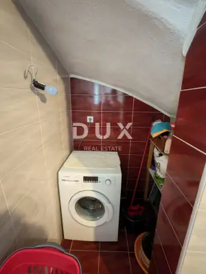 Haus 260 m², Zemunik Donji - ruhige Umgebung inmitten der Natur - 16