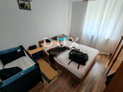 Haus 260 m², Zemunik Donji - ruhige Umgebung inmitten der Natur - 19