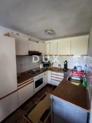 Haus 260 m², Zemunik Donji - ruhige Umgebung inmitten der Natur - 21
