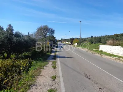 Kaštel Štafilić, - Baugründstück