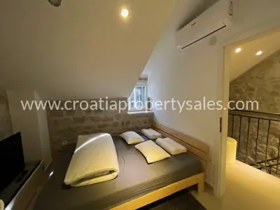 Kuća 78 m², Kaštela - centar 50 m od mora - 11