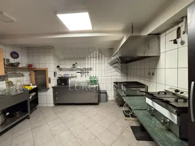 Restoran 160 m², Trnje - blizina Lisinskog i suda - 12