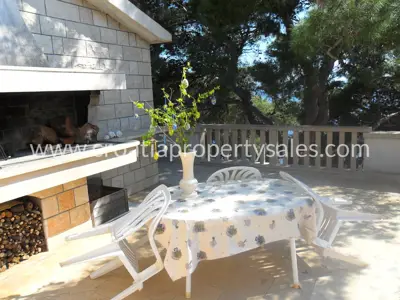 Haus, Brač, 200 m², 800 000 € - 6