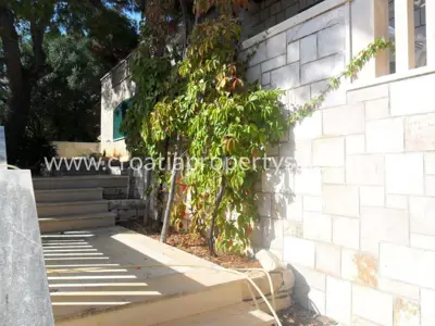 Haus, Brač, 200 m², 800 000 € - 8