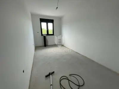 Stan 122 m², Viškovo - dvoetažni, okućnica 50 m² - 6