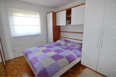 Geräumige Wohnung mit Hof, Tar - 7