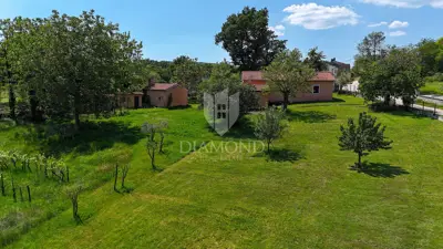 Immobilie 180 m², Kršan - Bauland 3.175 m² - 4