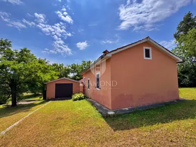 Immobilie 180 m², Kršan - Bauland 3.175 m² - 6