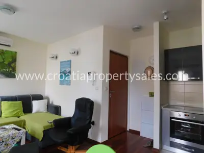 Wohnung, Brač, 35 m², 1 Zimmer, 105 000 € - 4