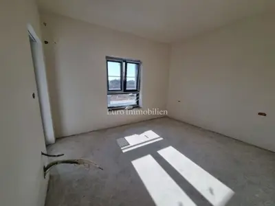 Kuća 129 m², Poreč - mirno predgrađe i 277 m² dvorišta - 20