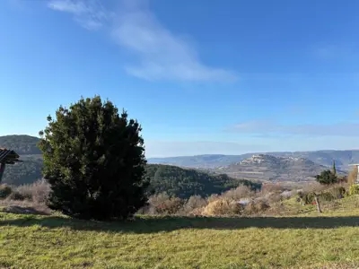 Haus 70 m², Motovun - ruhige Umgebung und Grundstück 220 m² - 4