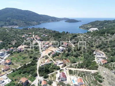 Građevinsko zemljište 475 m², Vela Luka - blizu centra
