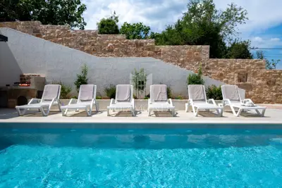 Pula, surroundings, authentic renovated house with pool - 20