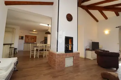 Villa 235 m², Poreč - Pool und Meerblick - 9