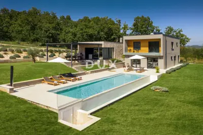 Haus zum Kauf in Motovun, 650 m² - 7