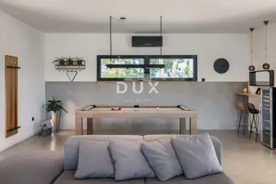 Haus zum Kauf in Motovun, 650 m² - 16