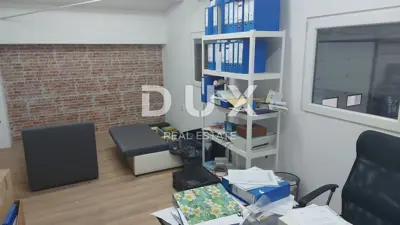 Hall 380 m², Čavle - sought-after location near Rijeka - 17