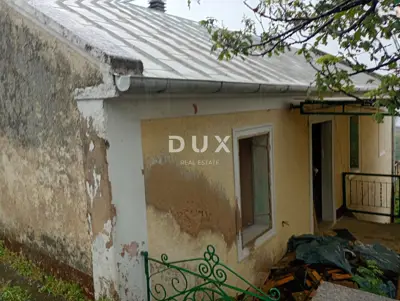 Starina 442 m², Praputnjak - za adaptaciju - 12