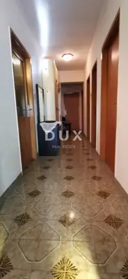 House 158 m², Podhum - detached, two garages - 4