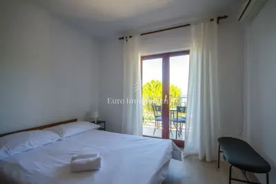 Apartmanska kuća 3 etaže, Omiš - otvoren pogled na more - 18