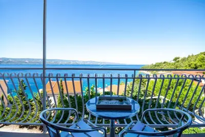 Apartmanska kuća 3 etaže, Omiš - otvoren pogled na more