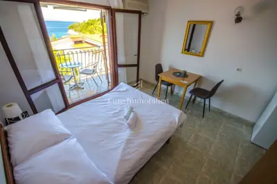 Apartmanska kuća 3 etaže, Omiš - otvoren pogled na more - 14