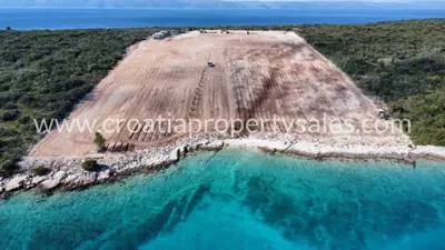 Agricultural land 30,920 m², Pelješac, olive grove and warehouses - 3