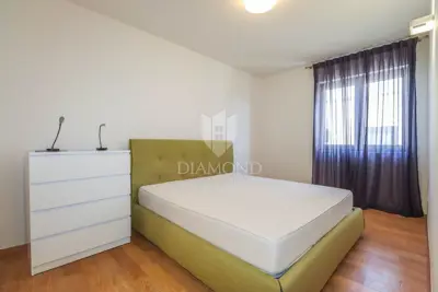 Penthouse 340 m², Rovinj - pogled na more i krovna terasa - 16