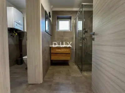 Stan 86 m², Podmurvice - potpuno adaptiran - 15