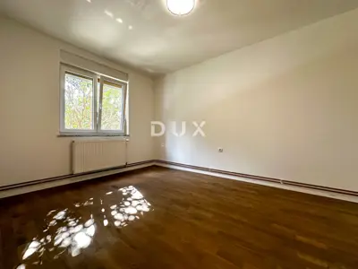 Stan 86 m², Podmurvice - potpuno adaptiran - 10