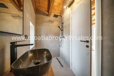 House, Šibenik, 160 m², 1 199 000 € - 13