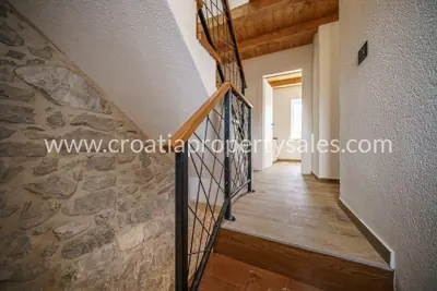 House, Šibenik, 160 m², 1 199 000 € - 10