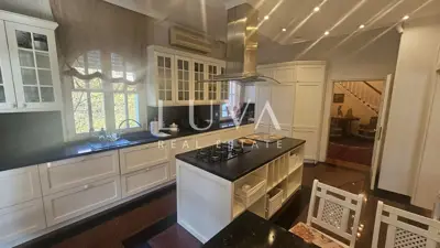 Villa 810 m², Gračani - Ruhe und Privatsphäre - 14
